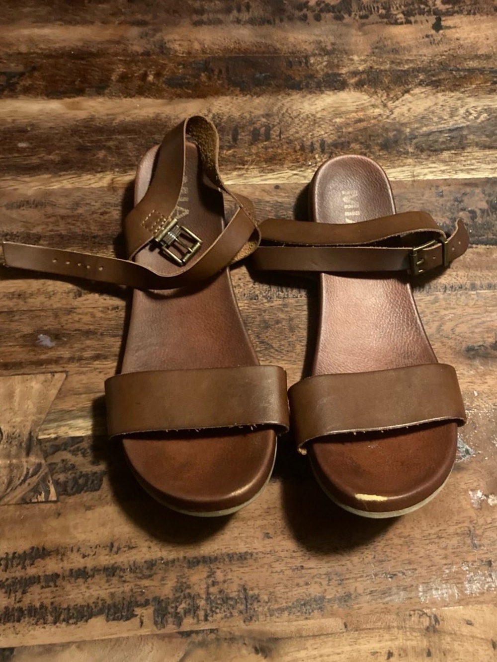 Mia: Diya style sandles.